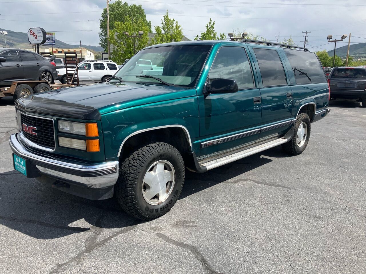 1999 - GMC - Suburban - $4,495