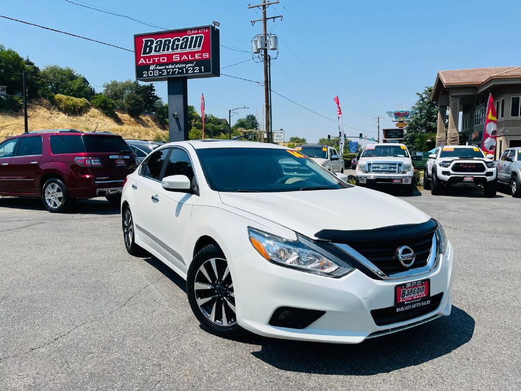 2016 - NISSAN - ALTIMA SV - $10,995