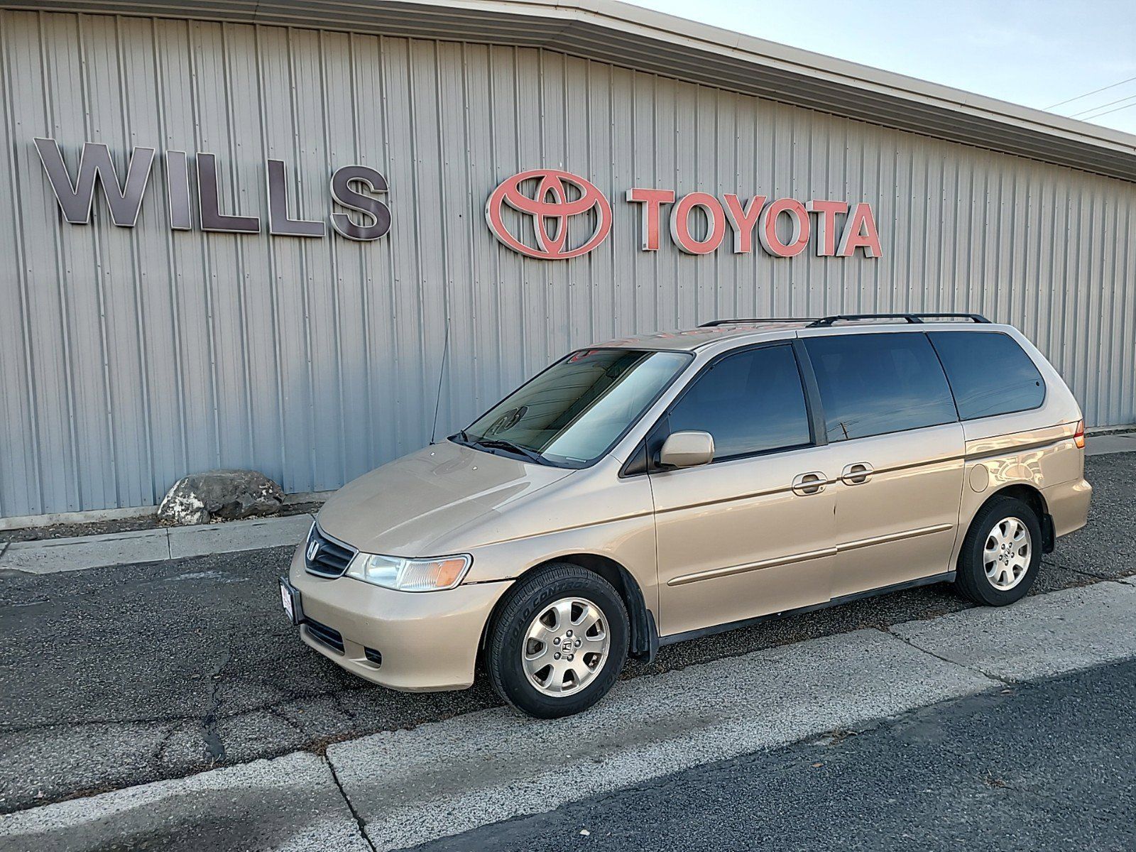 2002 - Honda - Odyssey - $2,897