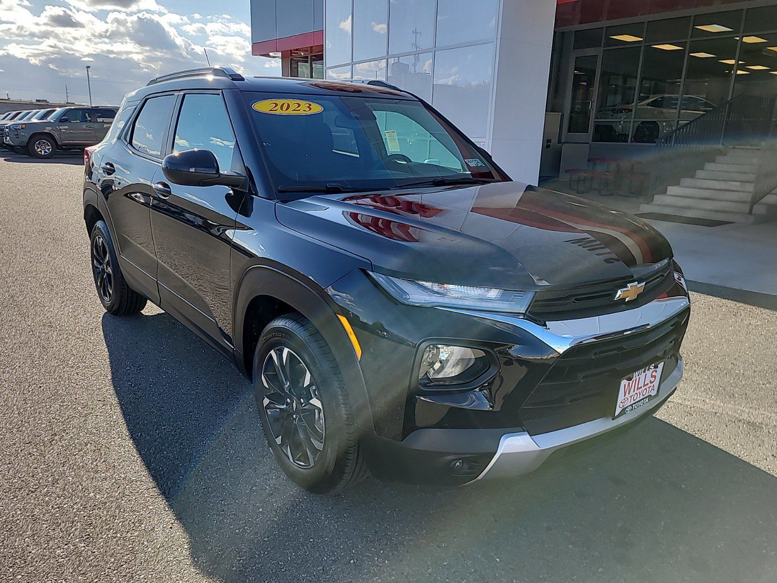 2023 - Chevrolet - Trailblazer - $21,997