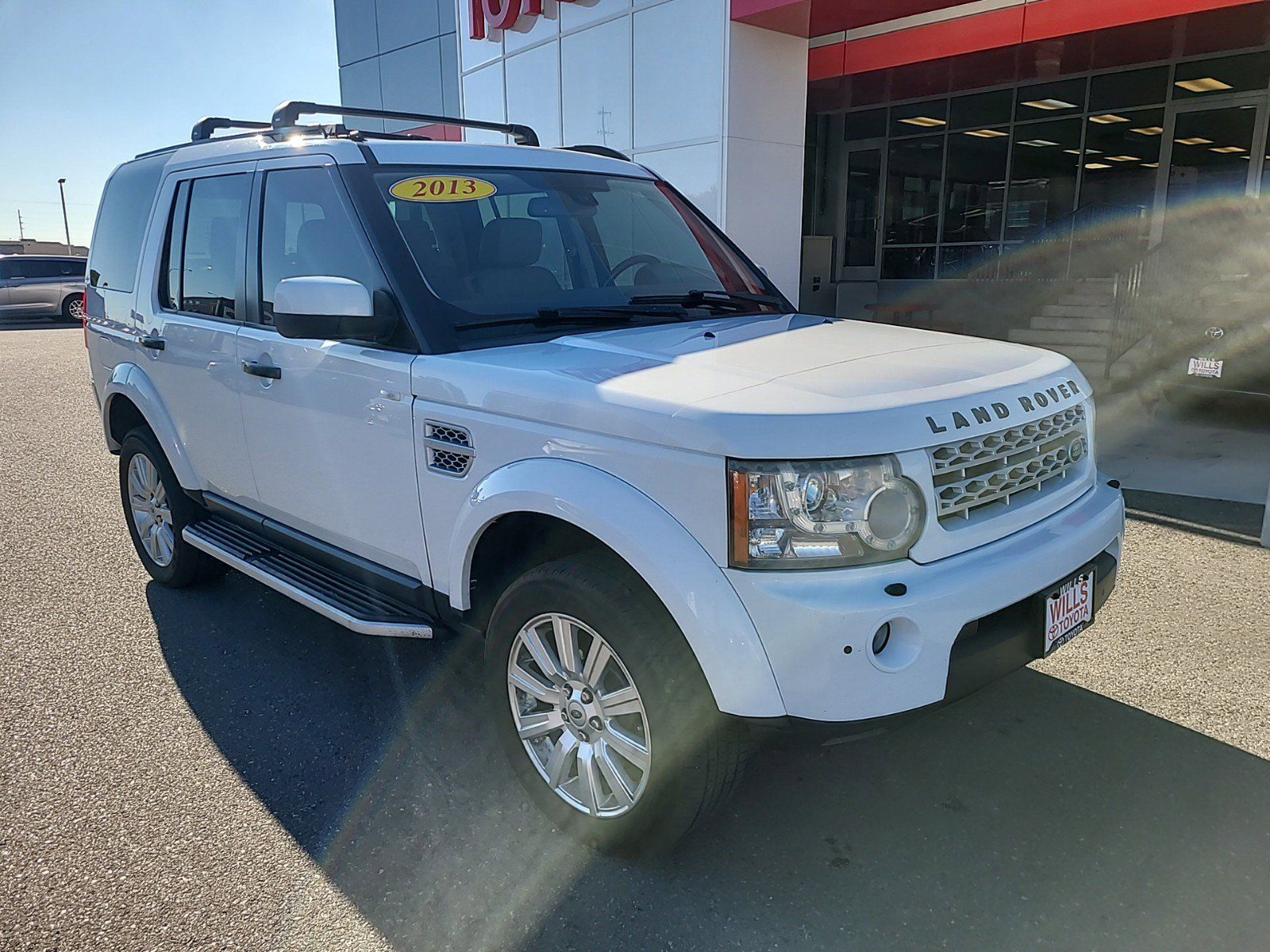 2013 - Land Rover - LR4 - $6,900