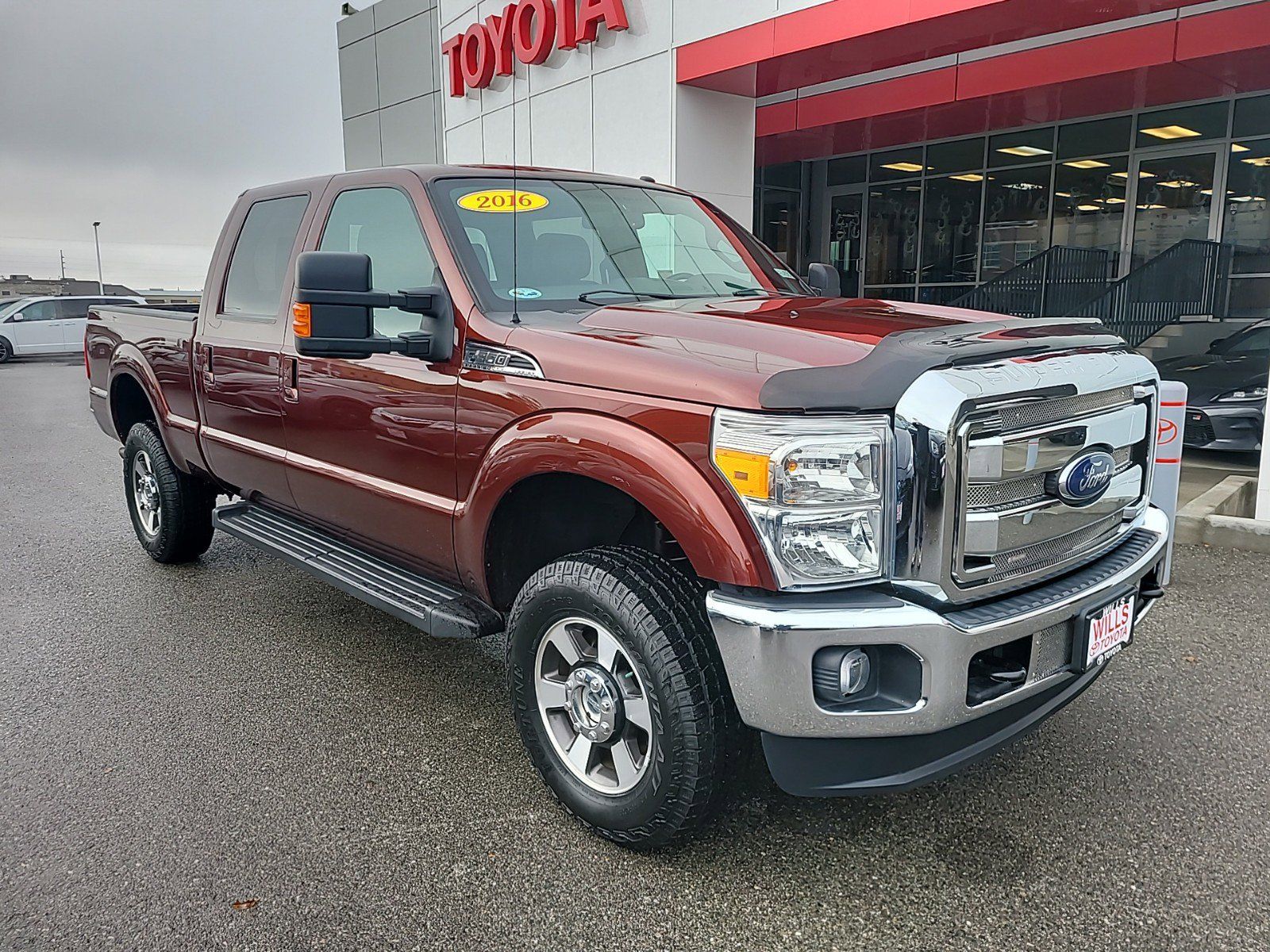 2016 - Ford - Super Duty F-350 SRW - $40,297