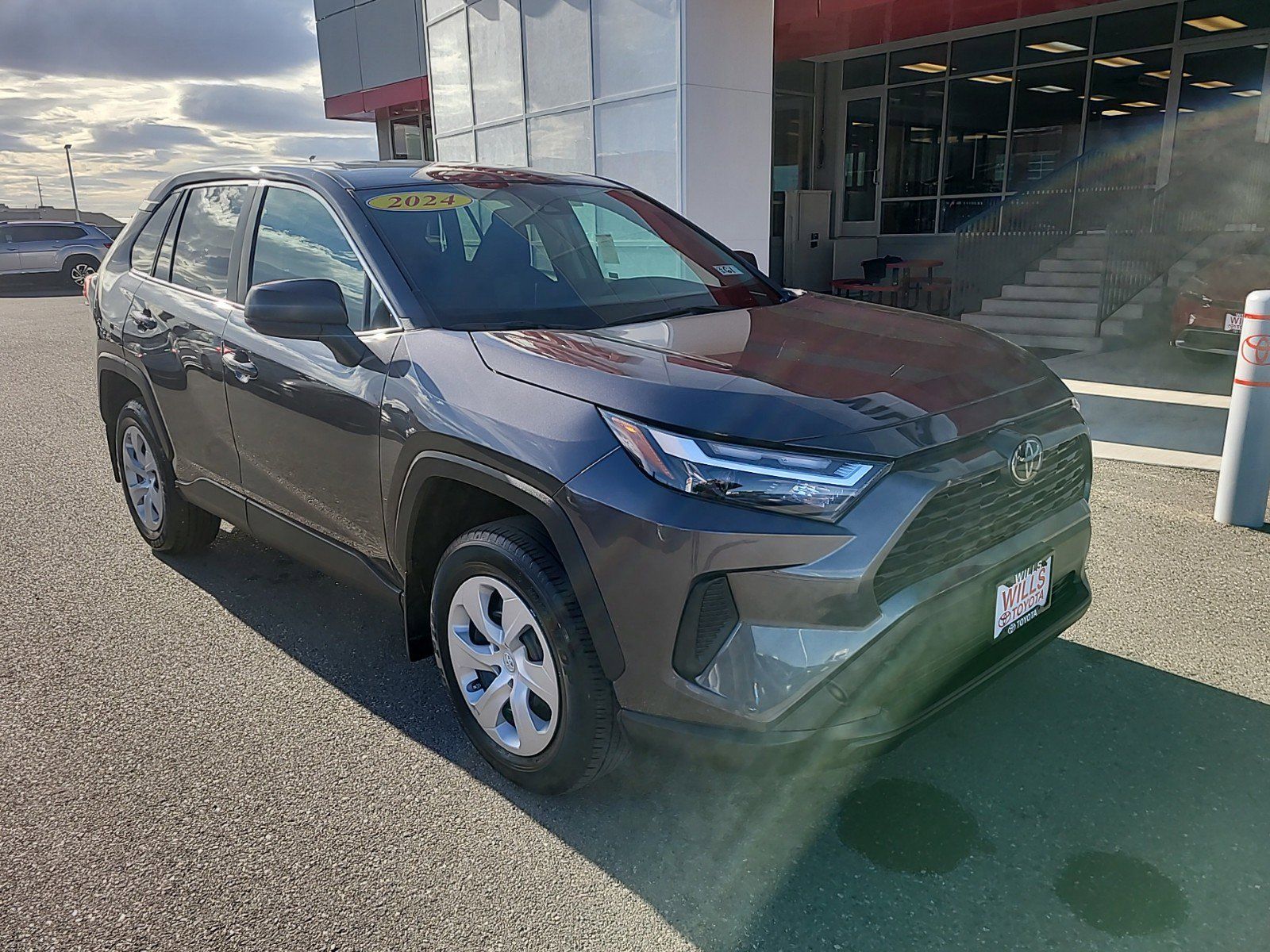 2024 - Toyota - RAV4 - $31,987