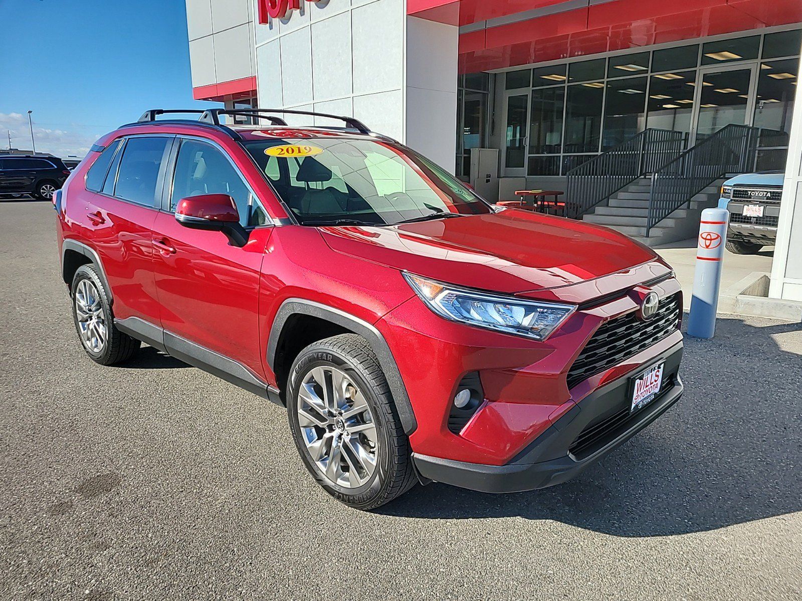 2019 - Toyota - RAV4 - $24,999