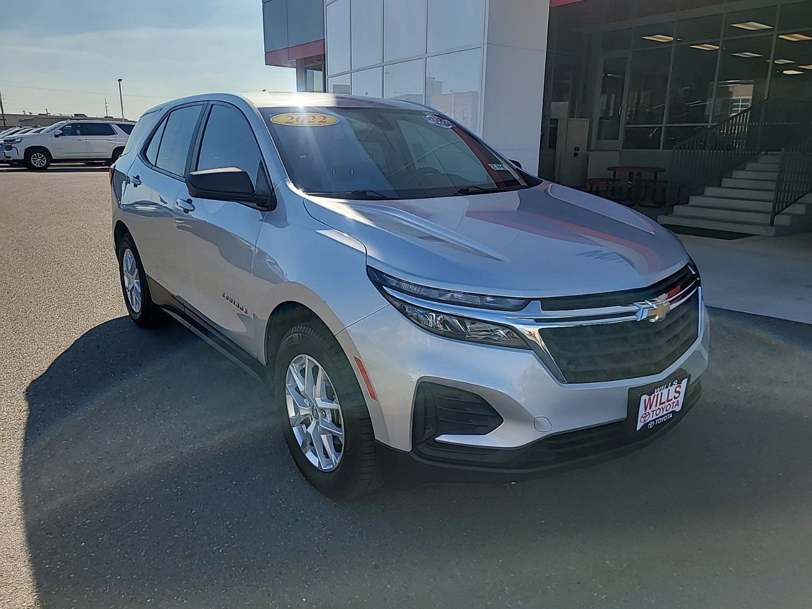 2022 - Chevrolet - Equinox - $18,797