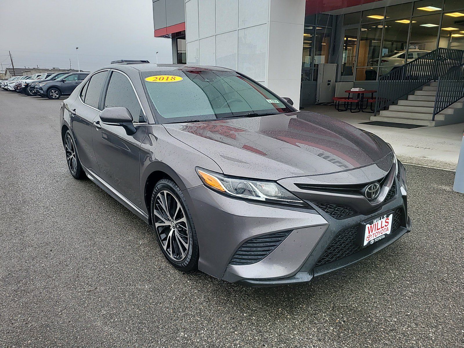 2018 - Toyota - Camry - $18,995