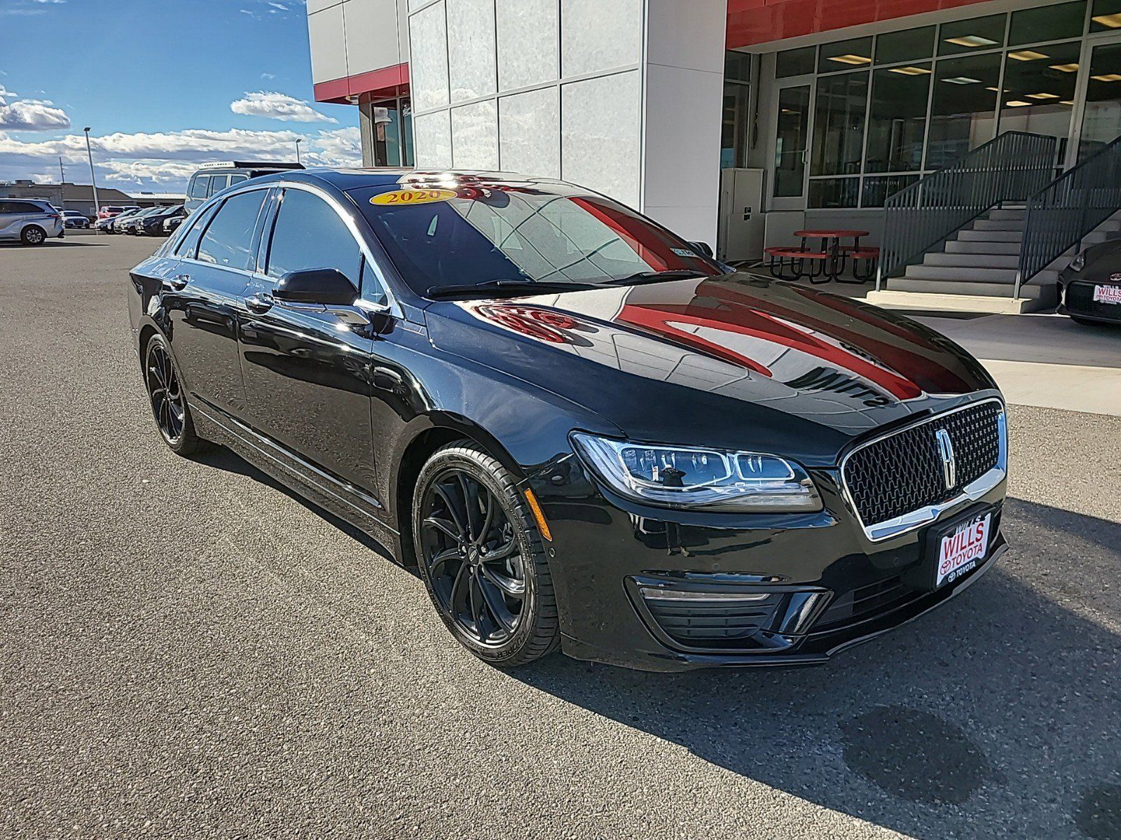 2020 - Lincoln - MKZ - $27,995