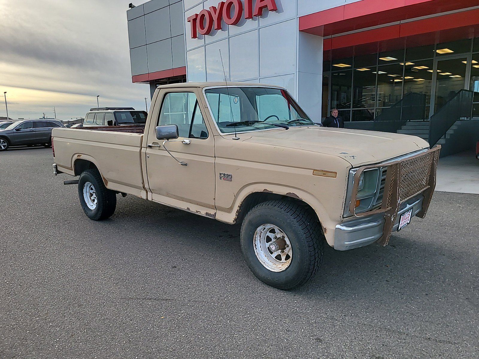 1986 - Ford - F-150 - $2,997