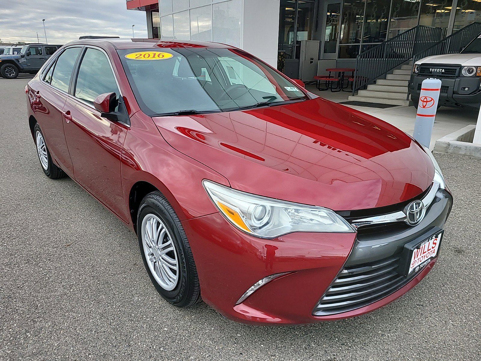 2016 - Toyota - Camry - $15,697