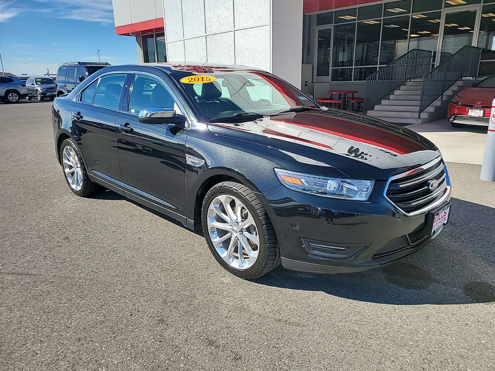 2015 - Ford - Taurus - $9,697