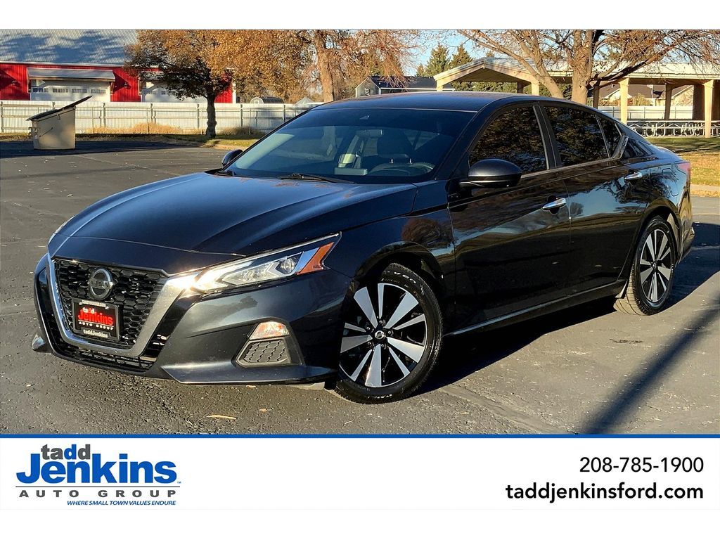 2021 - Nissan - Altima - $18,995