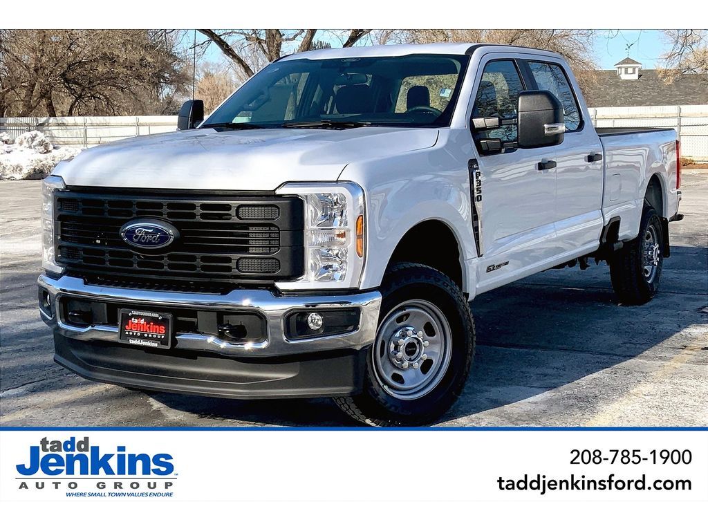 2025 - Ford - F-350 - $65,456