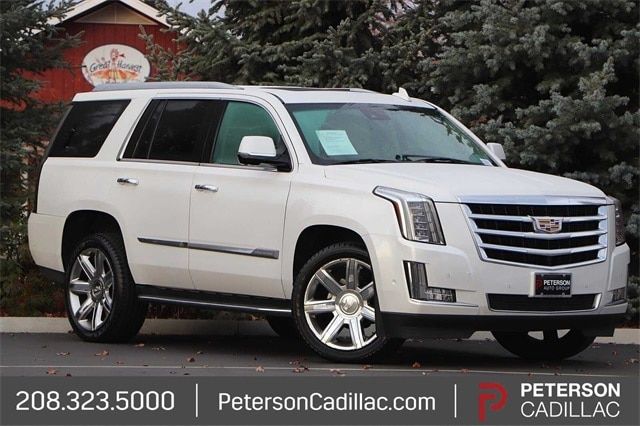 2017 - CADILLAC - Escalade - $53,994