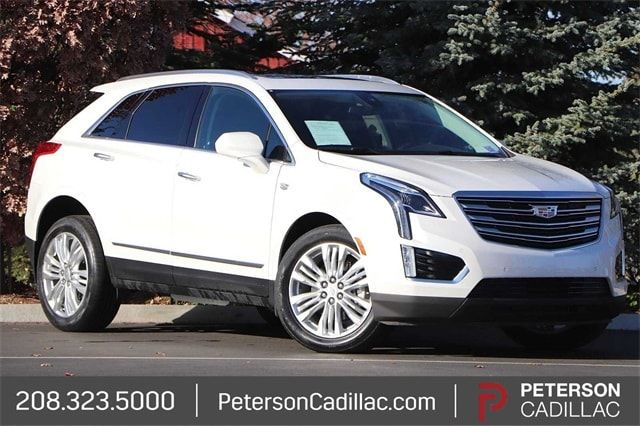 2019 - CADILLAC - XT5 - $43,994