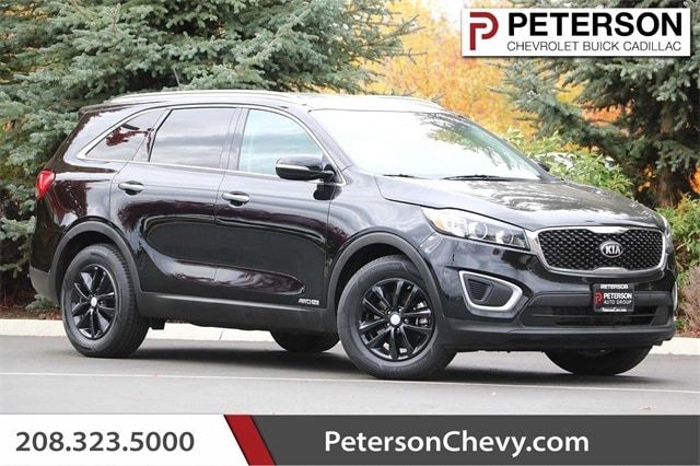 2017 - Kia - Sorento - $19,998