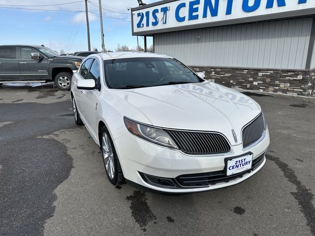 2015 - Lincoln - MKS - $15,167