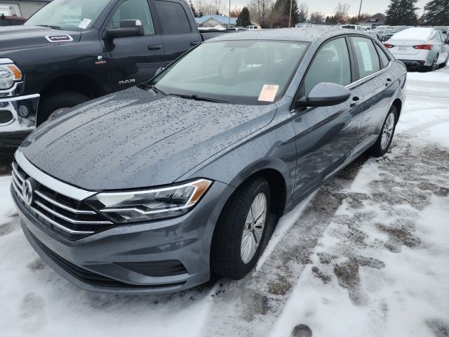 2019 - Volkswagen - Jetta - $14,999