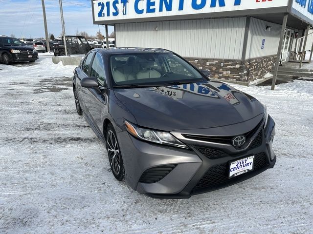 2020 - Toyota - Camry - $21,527