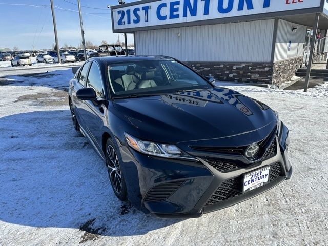 2020 - Toyota - Camry - $21,447