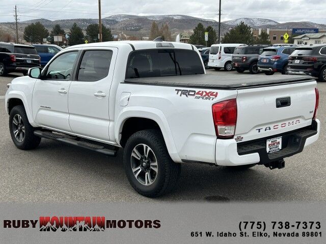 cdn-ds_com-stock-2017-Toyota-Tacoma-TRD-Sport-Elko-NV-seo-ECL8846-3TMCZ5AN1HM104113-szi96560-1e9d83958ffb01a39cd216b69ab7f46e_jpg