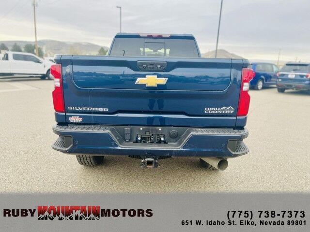 cdn-ds_com-stock-2023-Chevrolet-Silverado-3500HD-High-Country-Elko-NV-seo-ECL8846-2GC4YVEY8P1702376-szi73052-dbc08a9b3537d4fd6eafc121bb327bc7_jpg