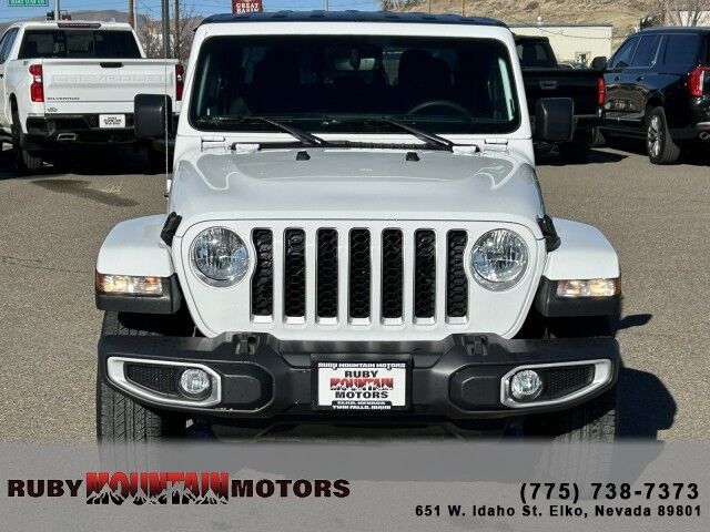 cdn-ds_com-stock-2023-Jeep-Gladiator-Overland-Elko-NV-seo-ECL8846-1C6HJTFG4PL564272-szi97978-19ae2b90feb66cfdf552aa1e5a332a2f_jpg