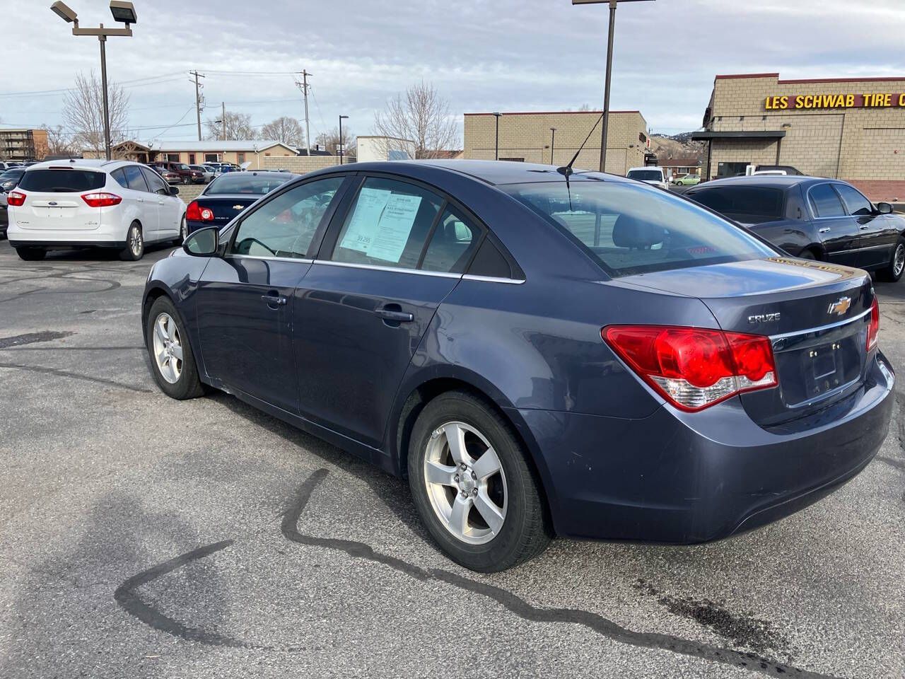 cdn05_carsforsale_com-7224d7686bc056e04f170f571784d483-1280_960-2014-chevrolet-cruze-lt-fleet-4dr-sedan-w-1fl_jpg