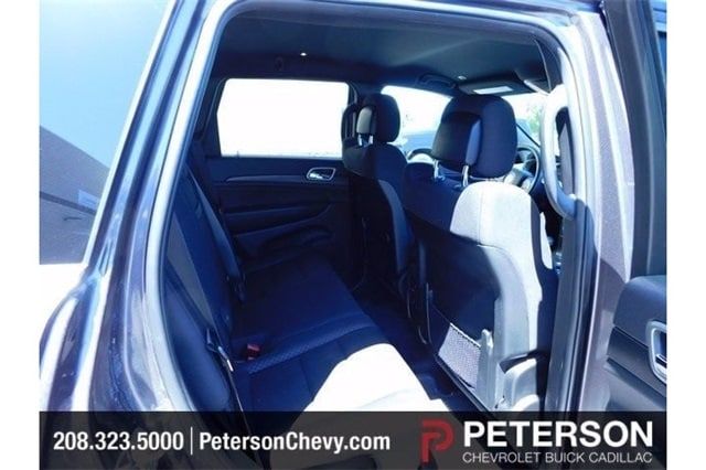 pictures_dealer_com-p-petersonchevrolet-0023-2db8288dc6a52208fe79d05a8b29c131__jpg