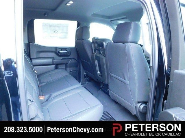 pictures_dealer_com-p-petersonchevrolet-0072-aa0f852a6ef83b0c21c7efbf5cd0ef8a__jpg