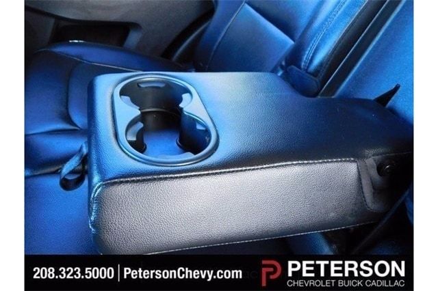 pictures_dealer_com-p-petersonchevrolet-0078-44d2836d3897d8ada4735935930abf0e__jpg