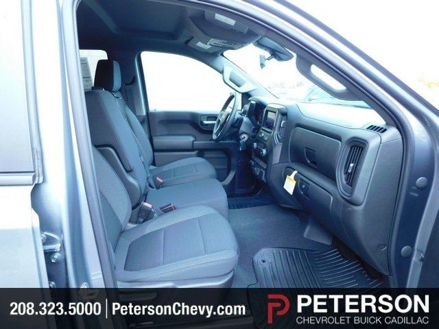 pictures_dealer_com-p-petersonchevrolet-0299-d264cf6edae241a162f6d490d3960e9f__jpg