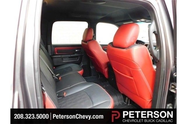 pictures_dealer_com-p-petersonchevrolet-0349-6b2c65a5dd4df6b612d77f34907c6f42__jpg