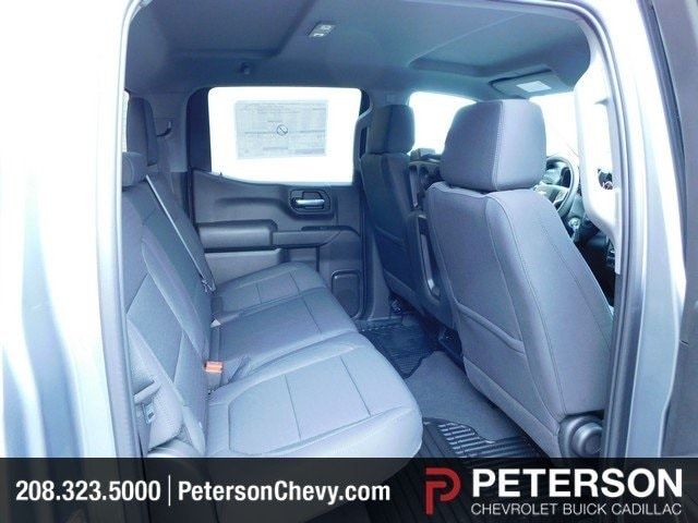 pictures_dealer_com-p-petersonchevrolet-0641-7d315f84e64646a893999133934a6c54__jpg