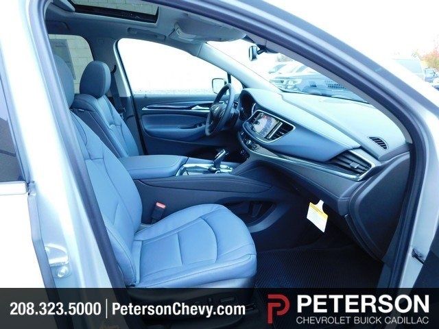 pictures_dealer_com-p-petersonchevrolet-0690-981b51591e571bc0fd0bd9c7d10f221e__jpg