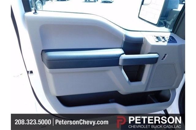 pictures_dealer_com-p-petersonchevrolet-1135-9cc08190f52d3730c4dfaf0fc008e604__jpg