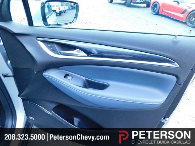 pictures_dealer_com-p-petersonchevrolet-1638-1e51a3622a5b26c2fabe11f692c4bdef__jpg