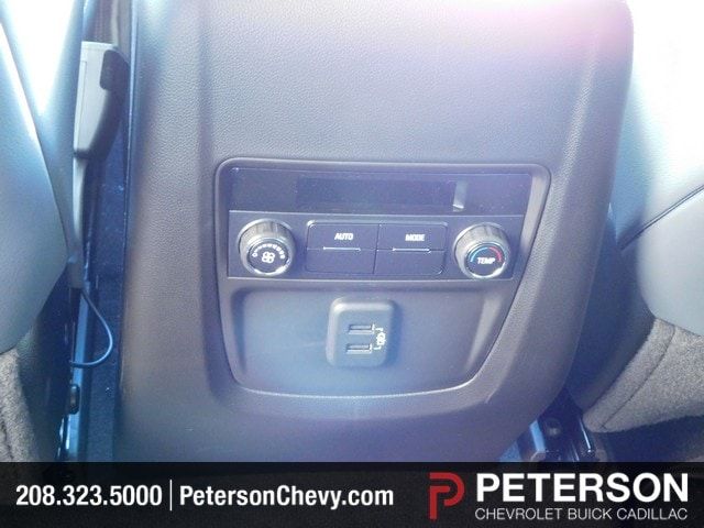 pictures_dealer_com-p-petersonchevrolet-1834-f0682c6cfec64df7769b26ee8805a77f__jpg